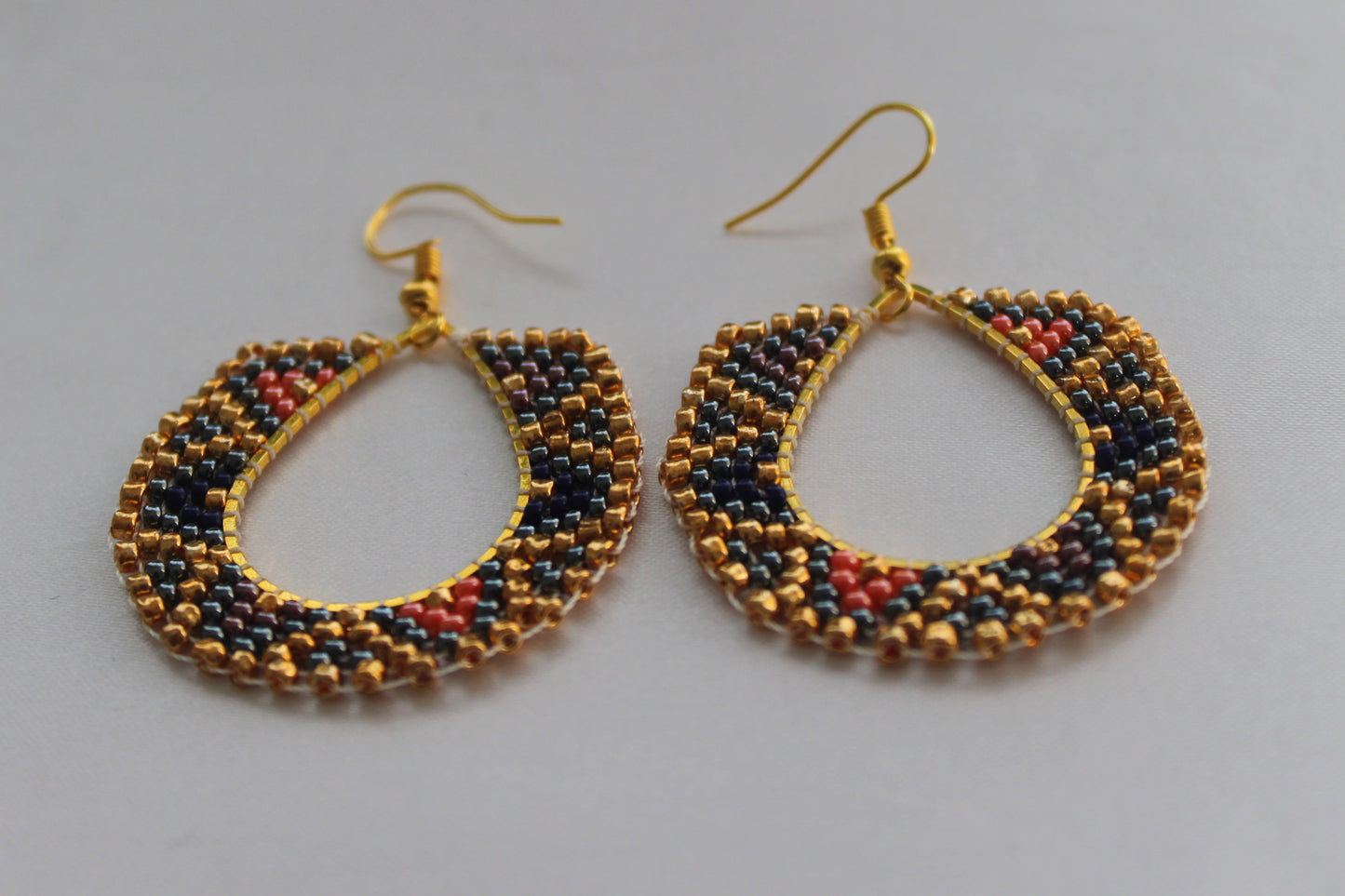 Lightweight Geometric Drop Earrings for Women