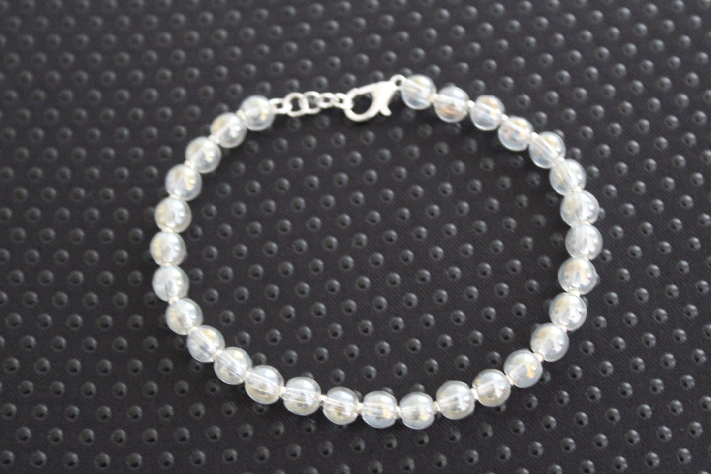 Clear Quartz Beaded Bracelet – Minimal Crystal Healing Stretch Bracelet for Women & Men